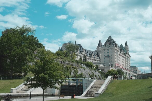 Rideau Canal and Bytown Museum